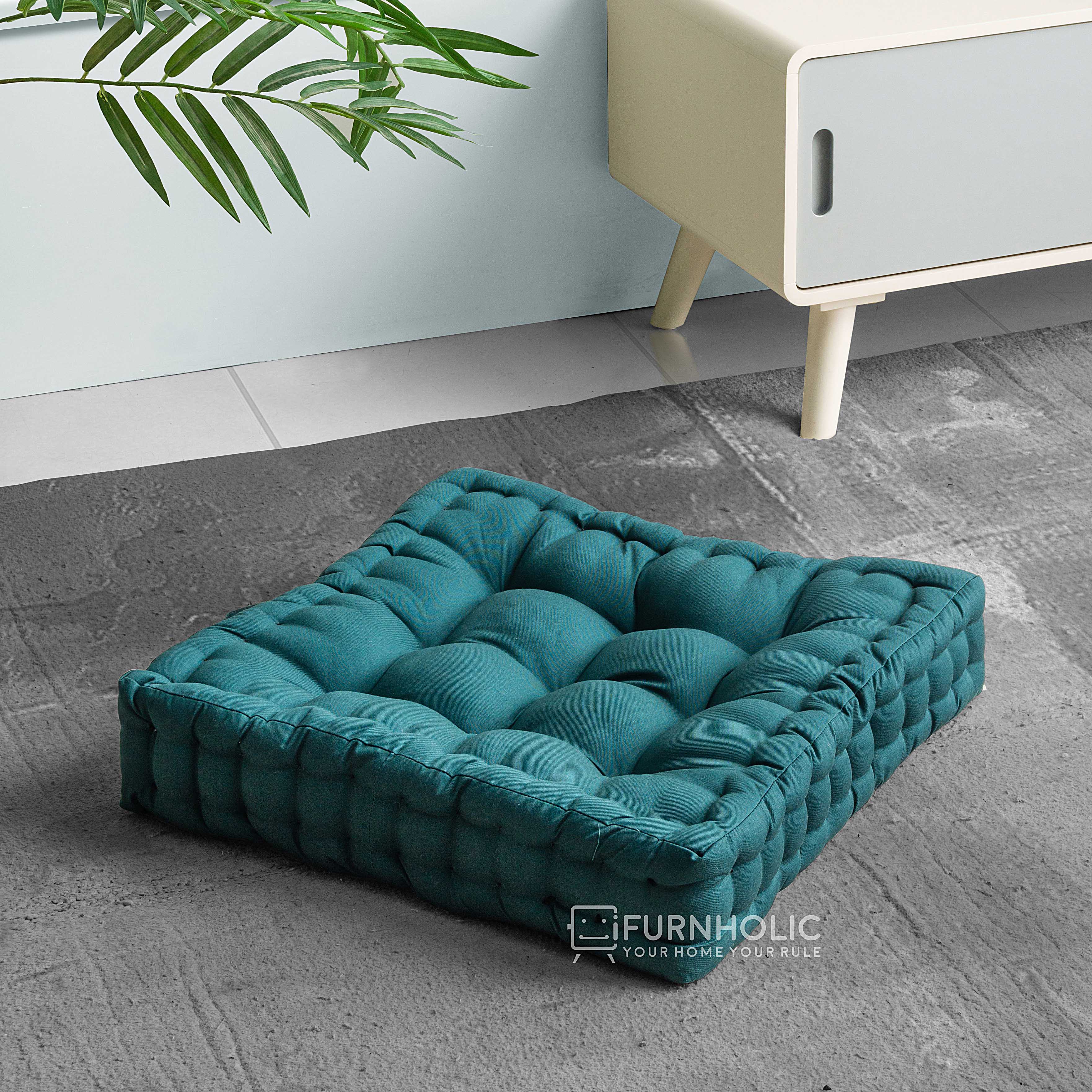 Aladdin Cushion (Emerald)